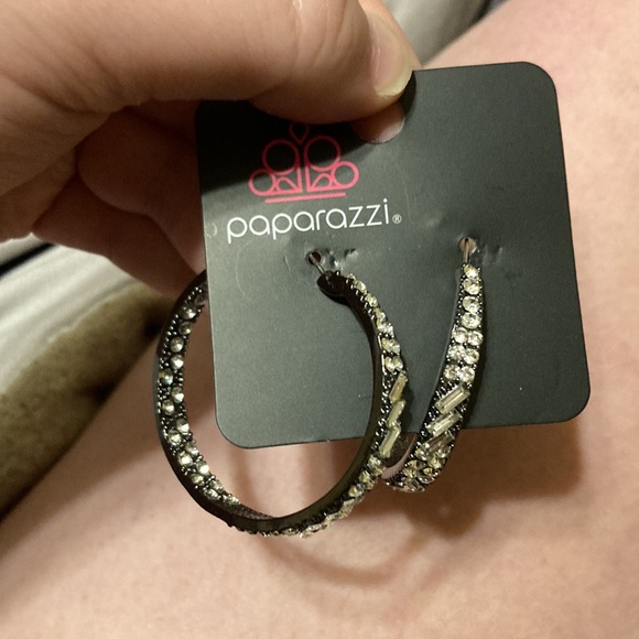 Paparazzi Hoop Earrings Never Been Worn - Picture 2 of 3